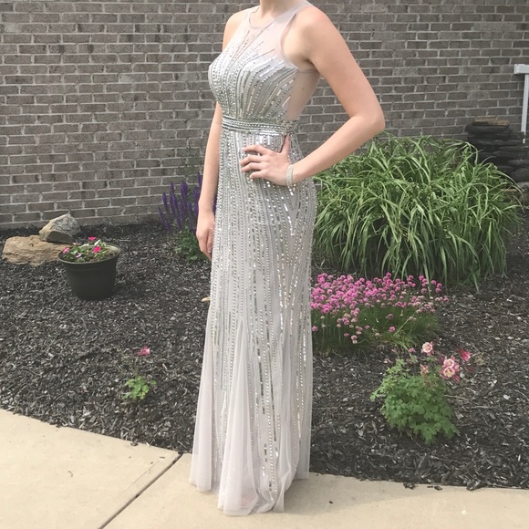 Dresses & Skirts - Champagne beaded prom dress